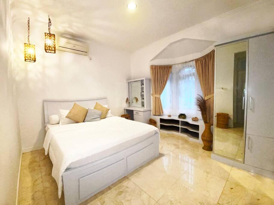 Tropical Villa By Villapedia Citaringgul Exterior foto